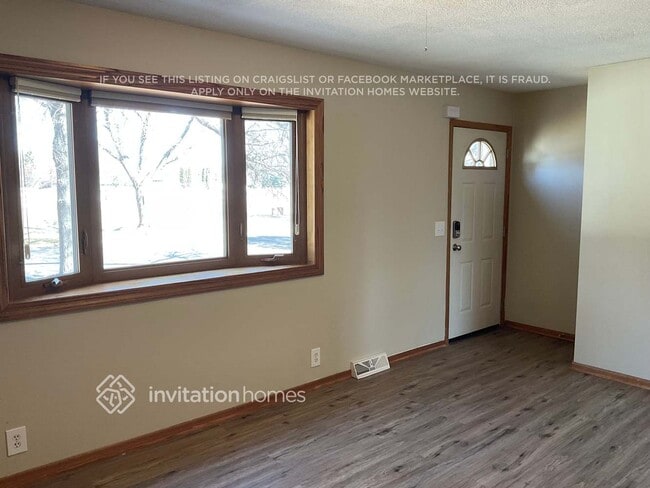 Photo - 2713 W 71st 1/2 St