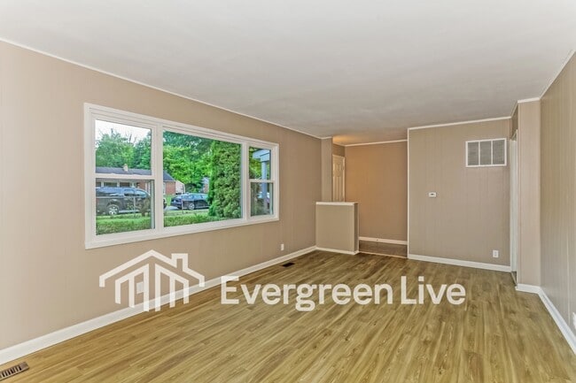 Photo - 8661 Neptune Dr