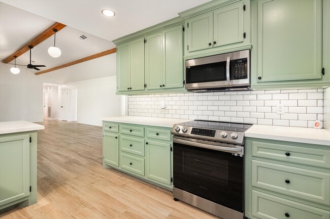 Photo - 416 Southern Oaks Dr