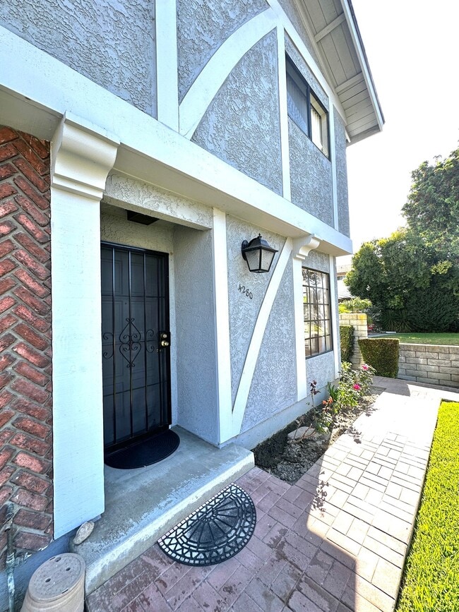 4280 Green Ave