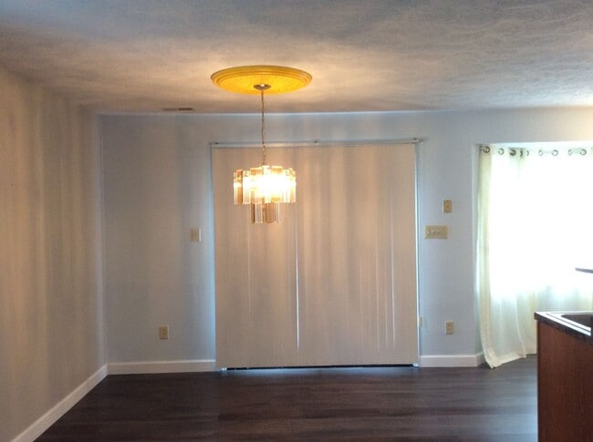 Photo - Located in the Heart of Havelock!