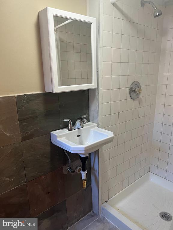 Photo - 3340 Cottman Ave