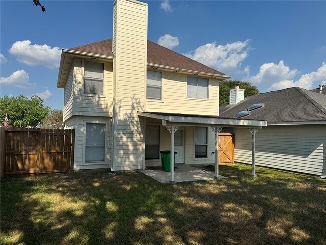 Photo - 18131 Beaverdell Dr