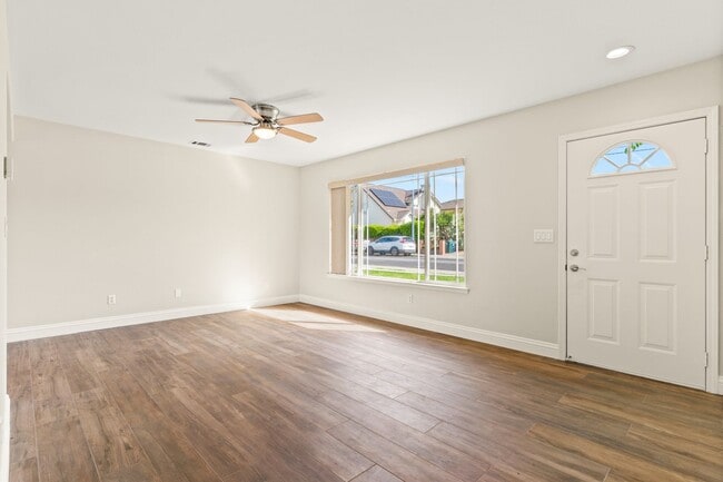 Photo - Beautifully Renovated Hayward Home w/ Spacious Yard & Laundry
