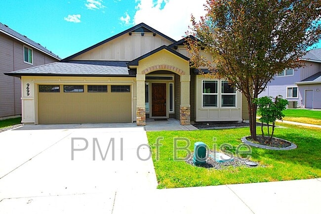 Building Photo - 9699 W Montebello Dr