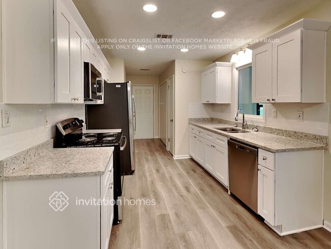 Photo - 2638 Windmere Dr NW