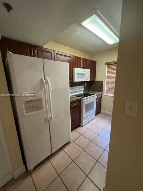 Photo - 210 Riviera Cir