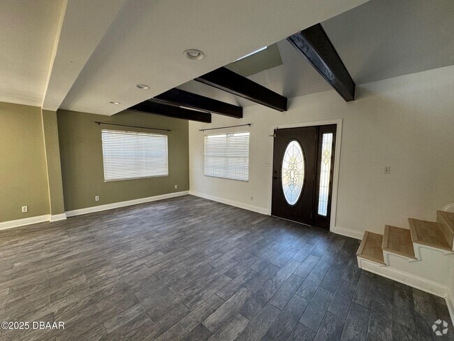 Building Photo - 6088 S Williamson Blvd Rental