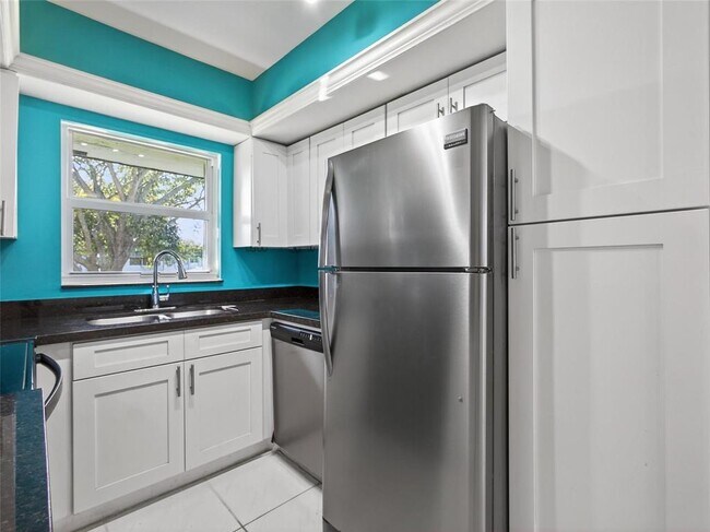 Photo - 8400 W Sample Rd Unit 8400