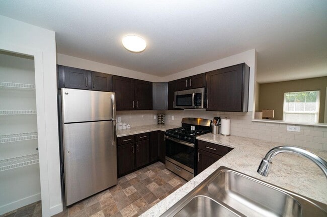 Strathmore Apartment Homes