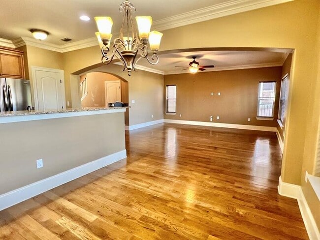 Photo - 250 Calusa Blvd