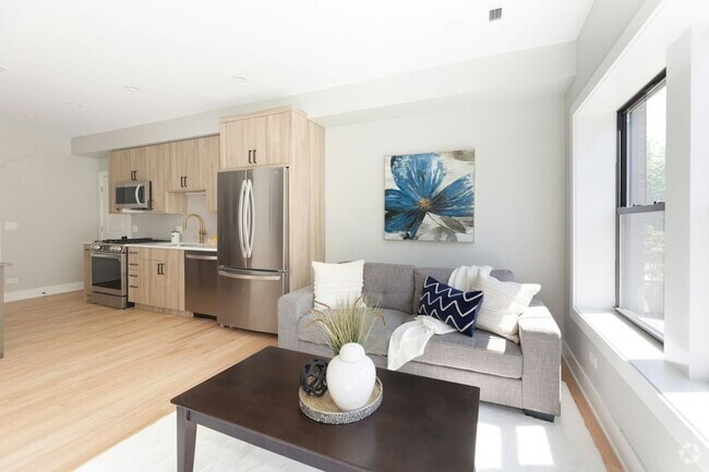 Building Photo - 2457 W Logan Blvd Unit 1 Rental