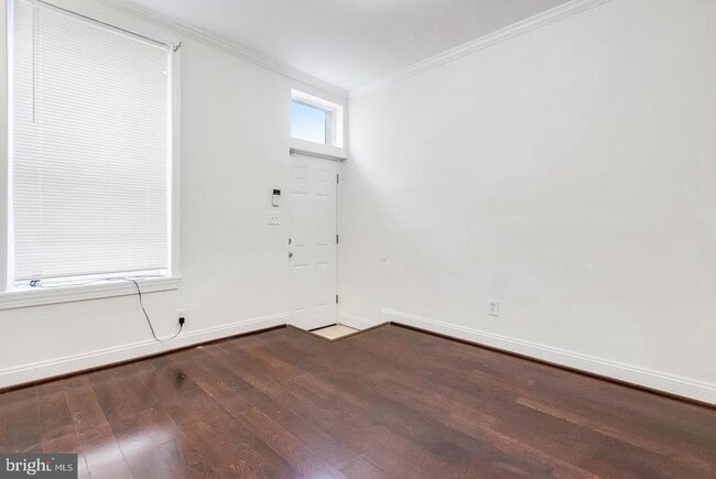 Photo - 218 N Glover St