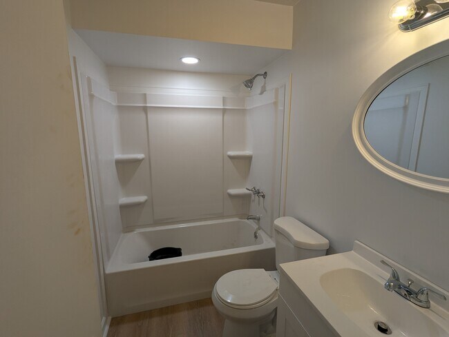 Photo - 4174 Pine Ave