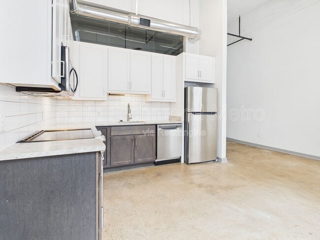 Photo - Railyard Flats