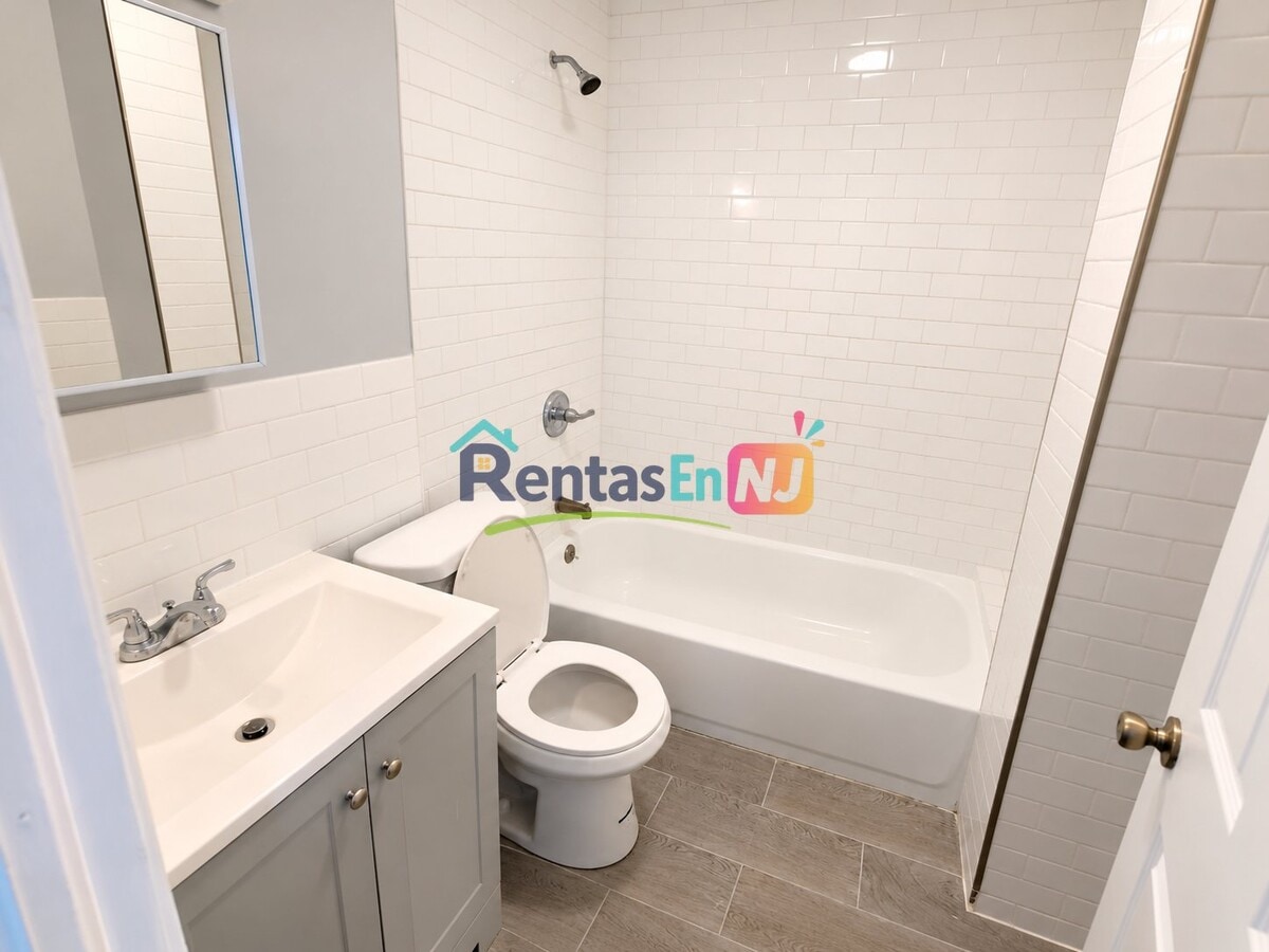 Photo - 131 Osborne Terrace Unit 2F