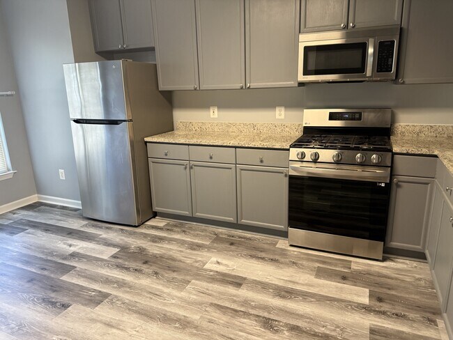 Photo - 4701 Blackfoot Rd