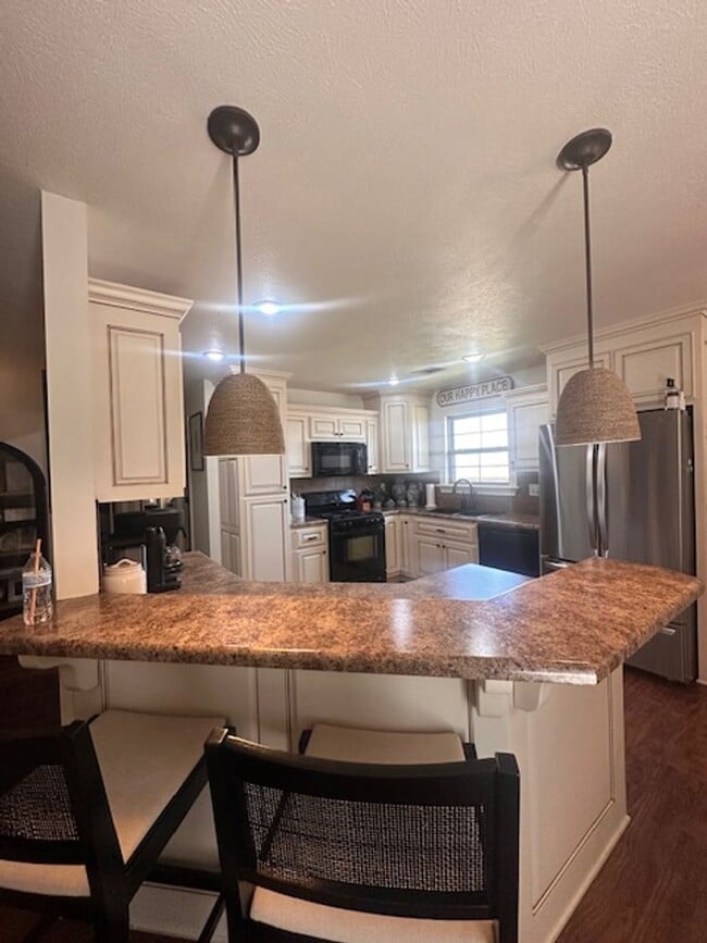 Photo - Ridgewood West End Home