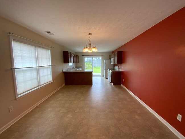 Photo - Beautiful 3 bedroom, 2 bath unfurnished home in Neighborhoods of Holly Ridge
