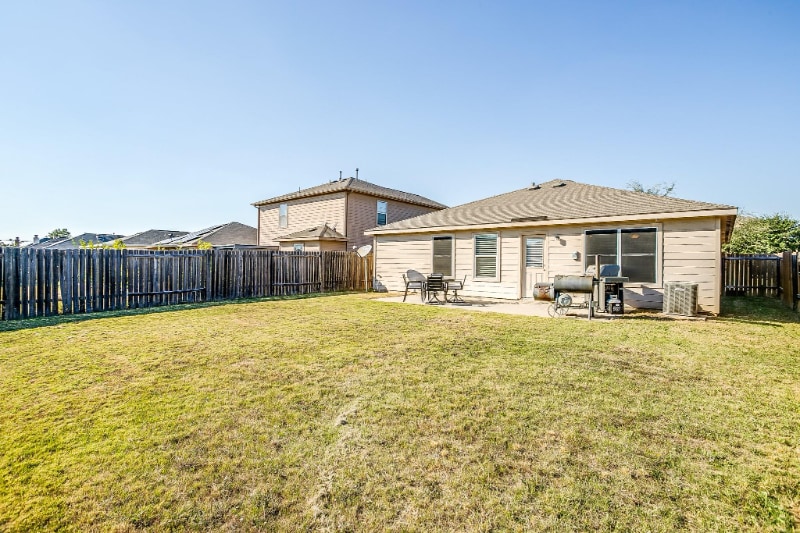 Photo - 605 Hidden Dale Dr