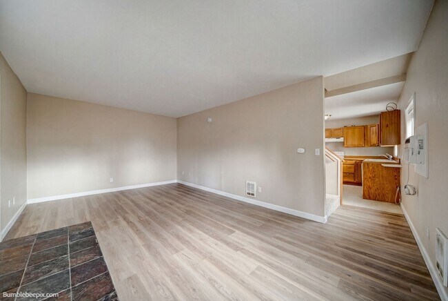 Photo - 104 N Colville Rd Unit 104 N Colville Rd