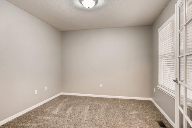 Photo - Gorgeous 5 Bed/4 Bath Townhome with Fully Finished Custom Basement! Cherry Creek Schools!