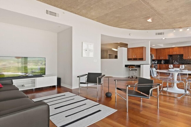 Photo - 1701 Chestnut Pl Unit ID1013148P