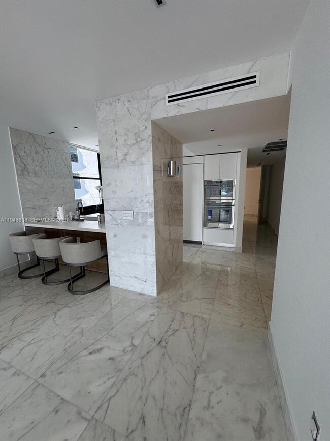 Photo - 1010 Brickell Ave Unidad 1905