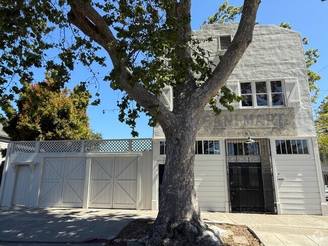 Building Photo - 1450 12th St Unit 1454A Rental