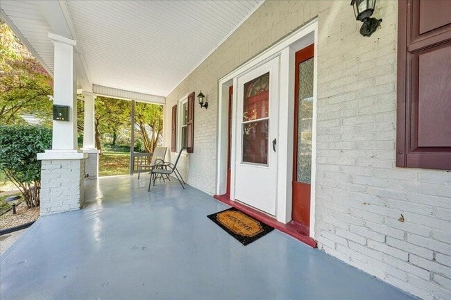 Photo - 1205 15th St SE