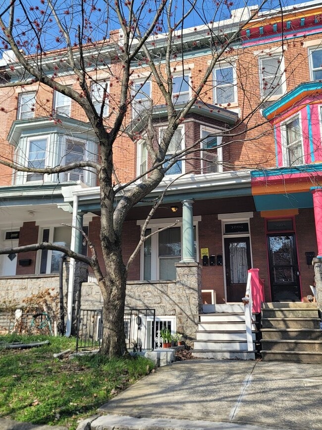 Building Photo - 3006 Guilford Ave Unit 3