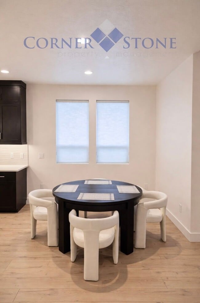 Photo - Stunning Northwest Meridian Gem with Designer Kitchen & Covered Patio!