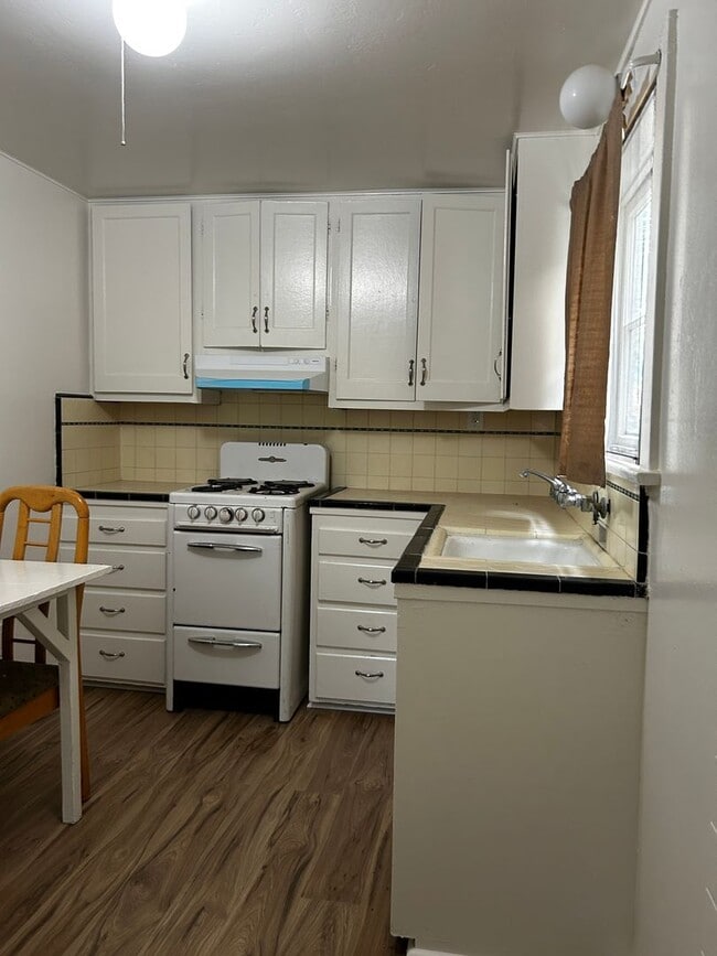 Building Photo - mp2726FifthSt Unit 2726 5th St #4