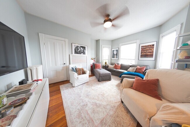 Photo - 44 N St Unit 1