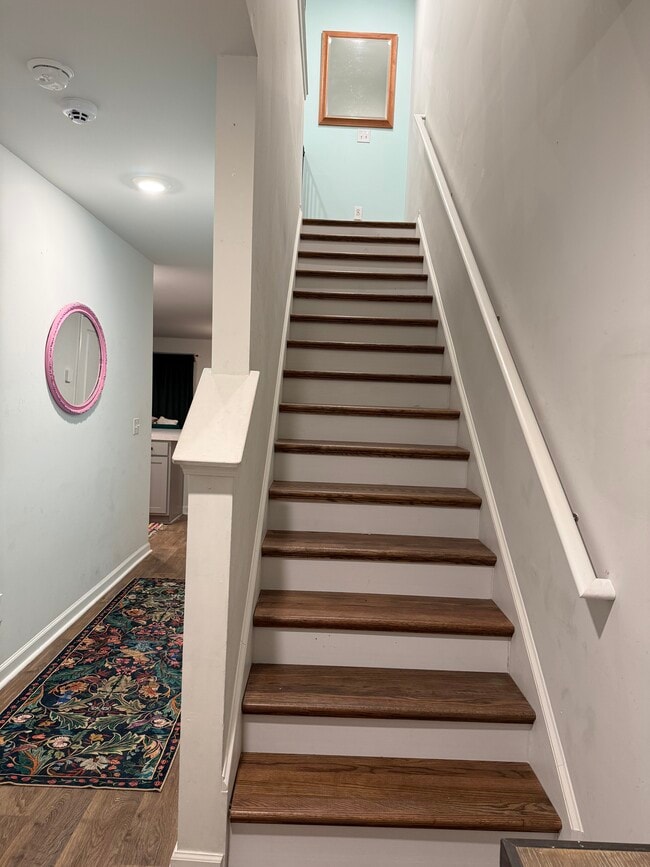 Photo - 141 Rosefield Ct