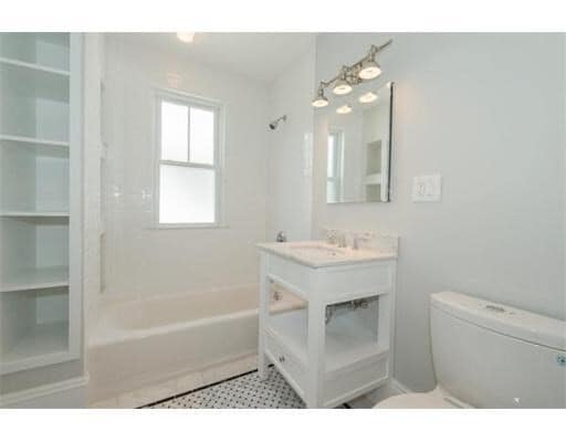 Photo - 61 Marlboro St Unit 2