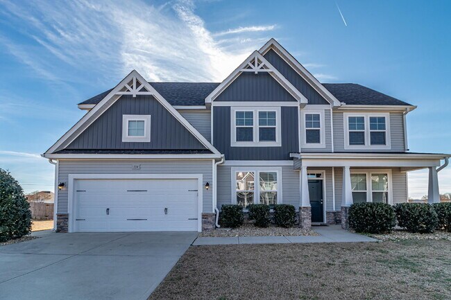 Photo - STUNNING & SPACIOUS! GANDER LAKE 4 BR | 3 BA IN PIKEVILLE SCHOOL DISTRICT *LAWN CARE INCLUDED!*