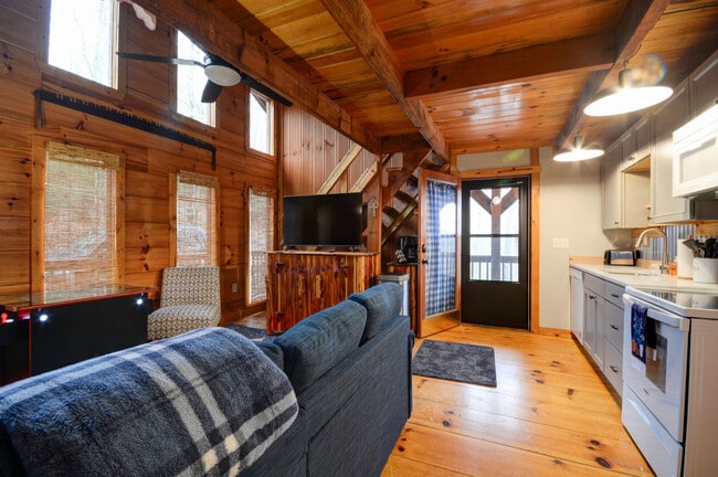 Building Photo - 101 Ethan Ln Unit ID1248833P Rental
