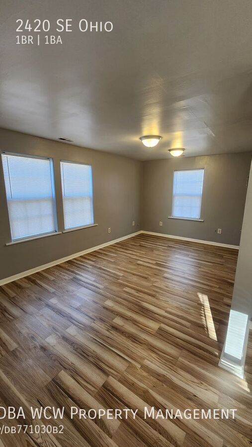 Photo - 2420 SE Ohio-