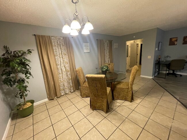 Photo - 1011 Barley Dr