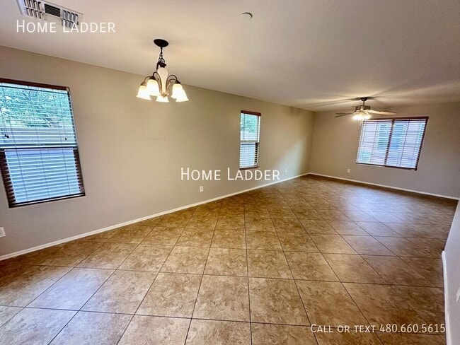 Photo - 2223 S Buckaroo Trail