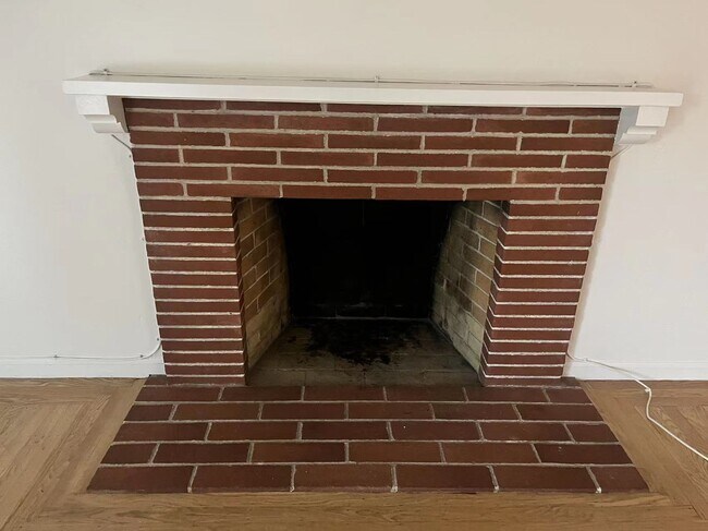 Photo - 3553 Curtiss St