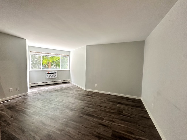 Building Photo - 2545 N Cramer St Rental