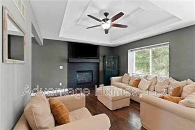Photo - 11516 N Windsor Ave