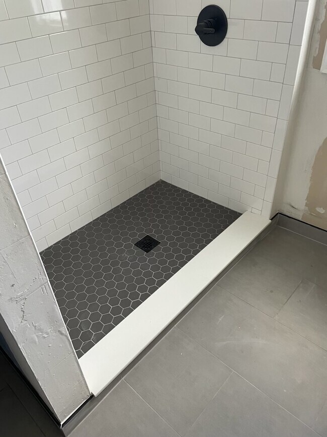 New Bathroom - 179 Whitman Ave Unit 3