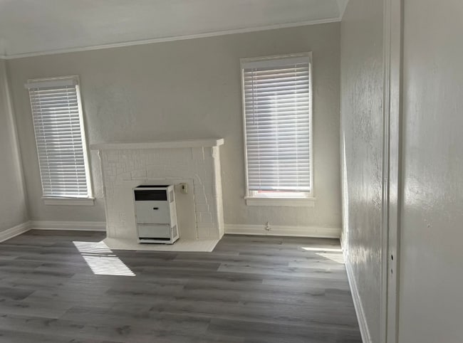 Photo - 2527 Cincinnati St Unidad 5