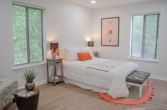 Woodland Country Apartments