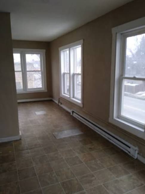 Photo - 679 Lowry Ave NE Unit 2
