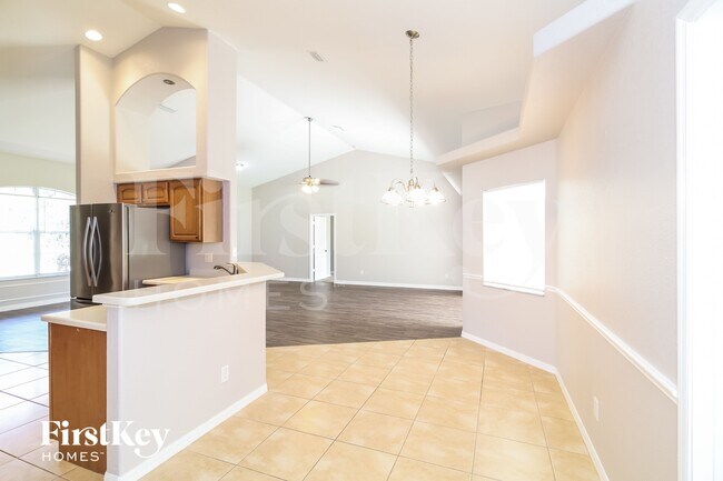 Photo - 1406 Glenan Rd