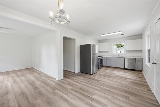 Photo - 519 S 13th St